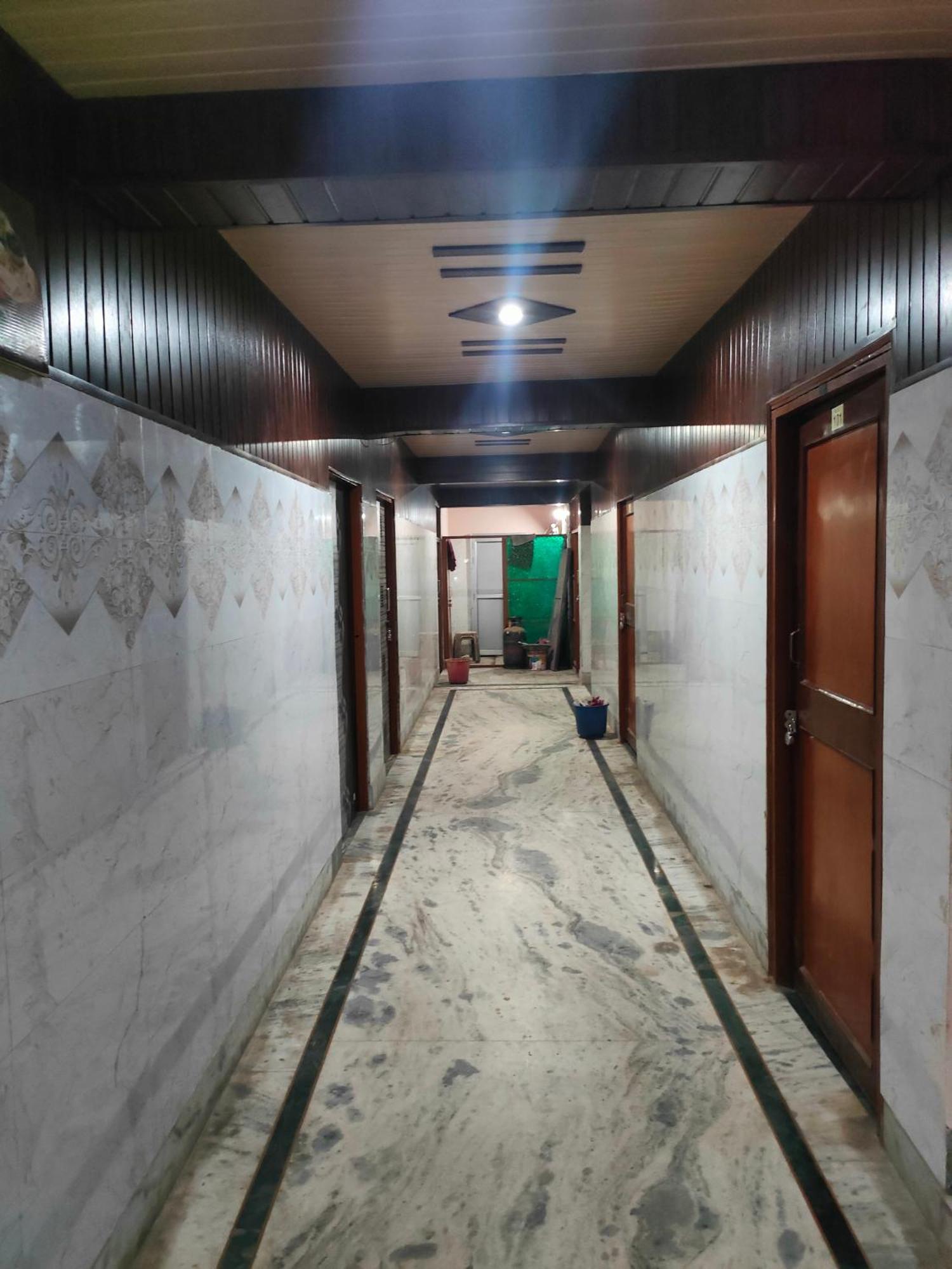 Sgh Guest House Mathura Zewnętrze zdjęcie