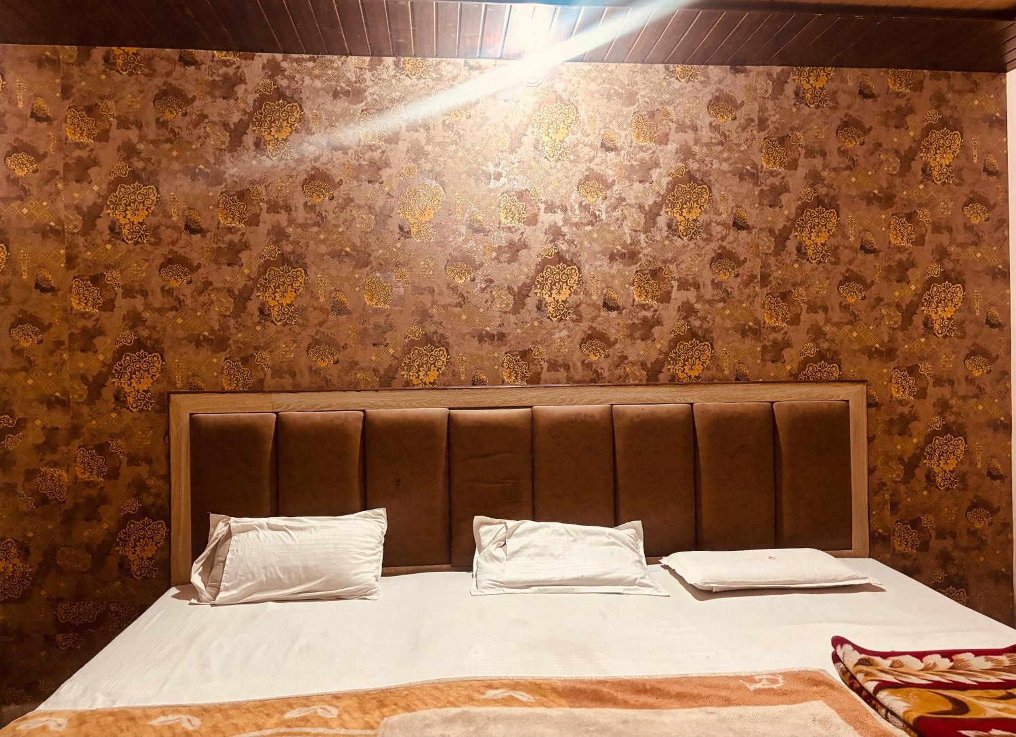 Sgh Guest House Mathura Zewnętrze zdjęcie