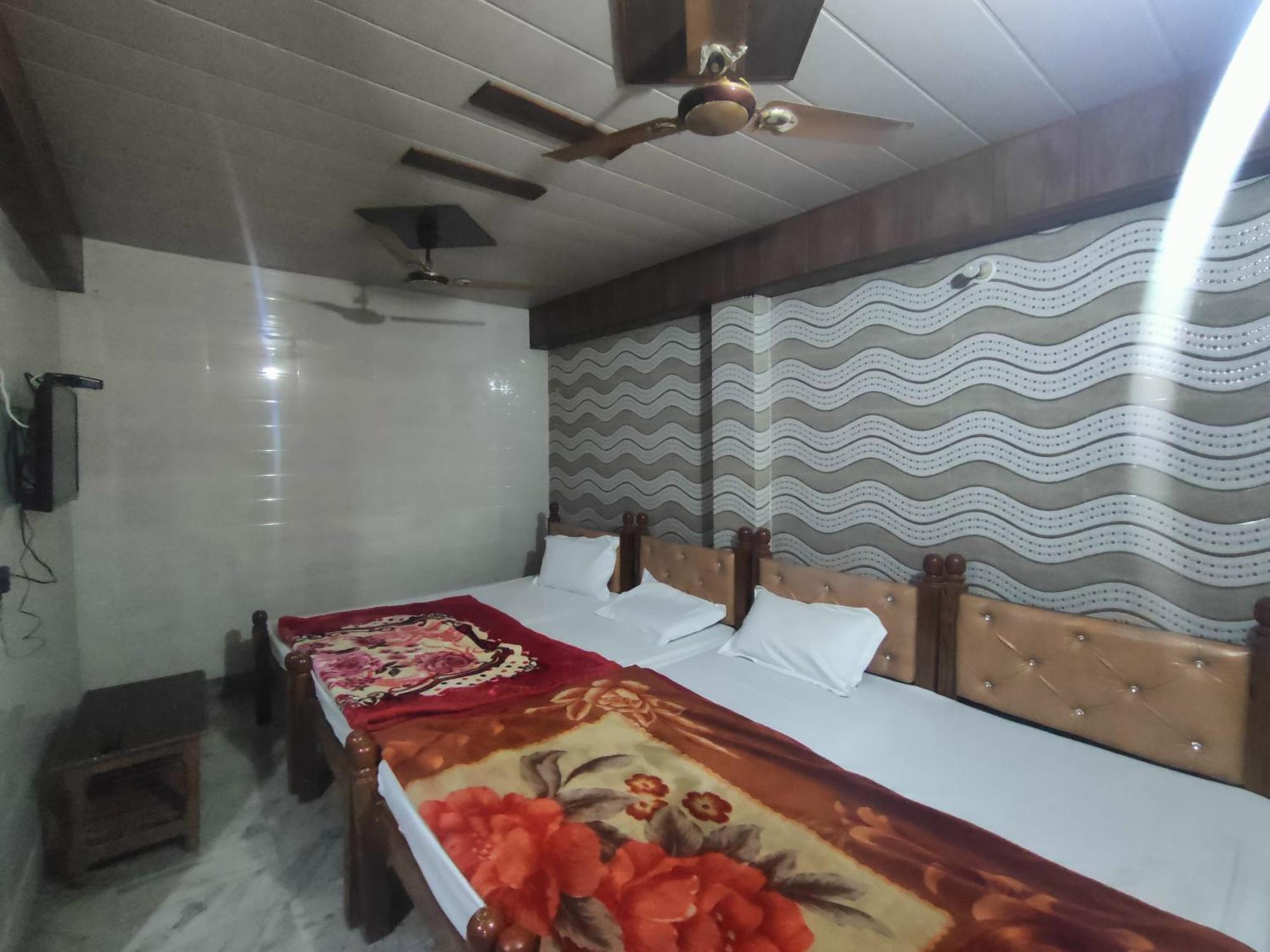 Sgh Guest House Mathura Zewnętrze zdjęcie